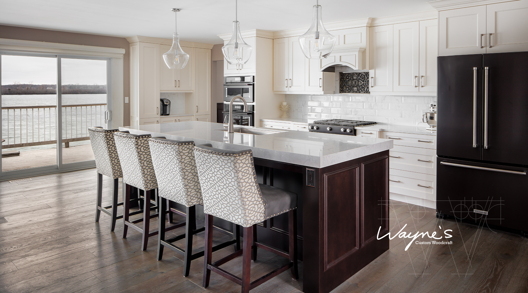 Wayne's Custom Woodcraft logo