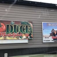 Oops Fresh Market logo