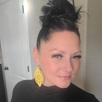 Polished Spa & Nails logo