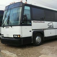 Polar Coachlines logo