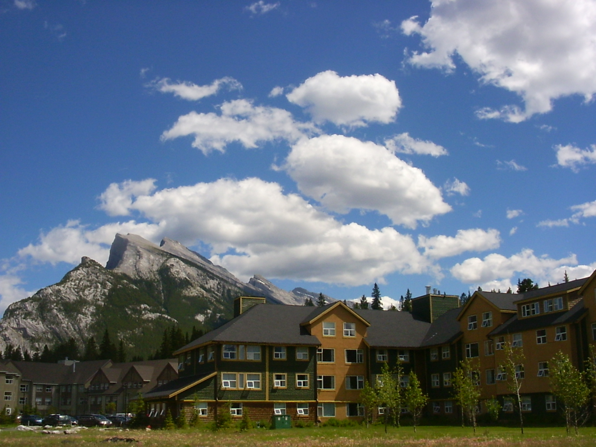 Rocky Mountains Co-Operative Housing Association The logo